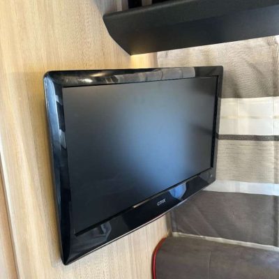 Hobby De Luxe 440 SF (22)